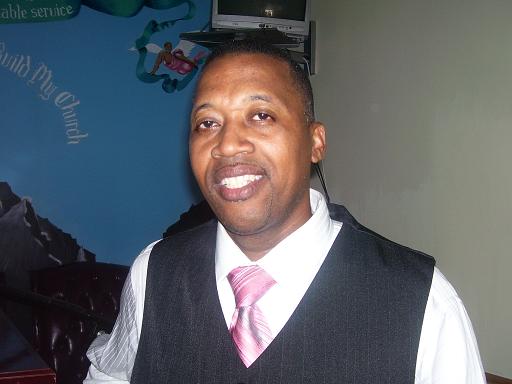 pastor1.jpg